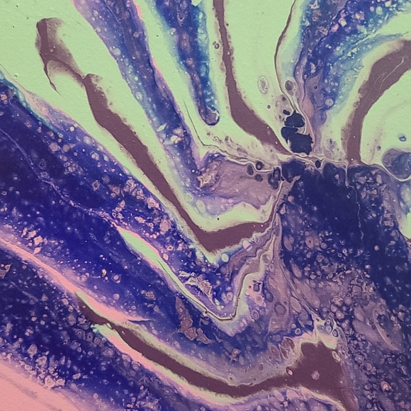 12"x12" HANDMADE PAINT POUR - Picture 3 of 4